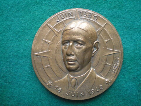 Médaille de Charles de Gaulle - 18 Juin 1940 40 Caen (14)