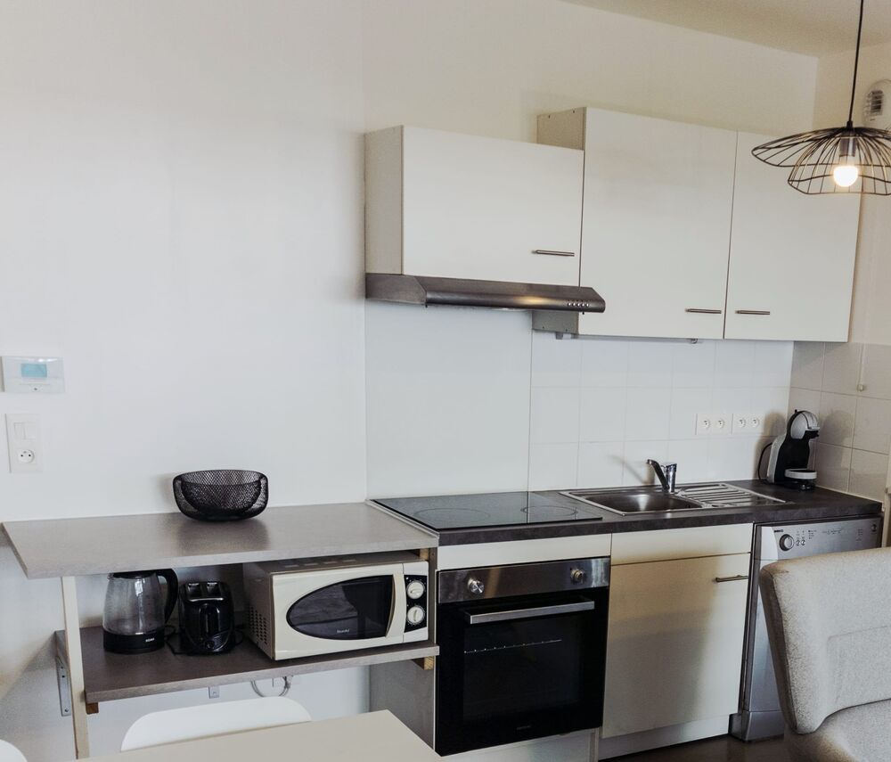 Location Appartement T2 meublé 43 m2- Balcon- Parking- Tram A Lormont