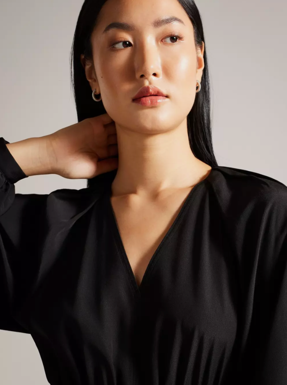 Robe noire Ted Baker Neuve avec &eacute;tiquette Vtements