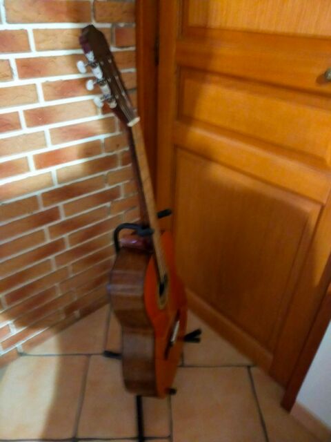 guitare classique 70 Amiens (80)