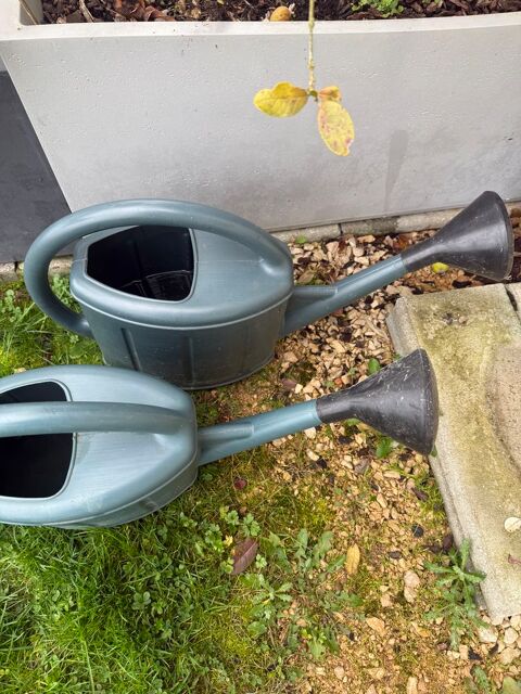 arrosoir de jardin 5 Cormoz (01)