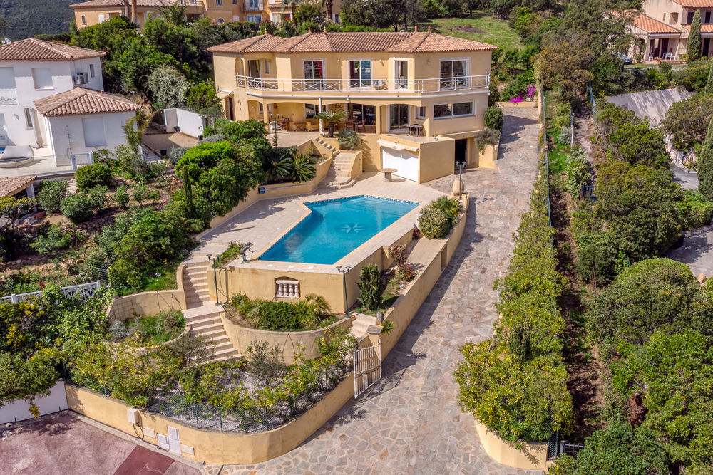 Vente Villa Villa vue mer + 1 terrain vue mer 2094 m2 constructible Les issambres