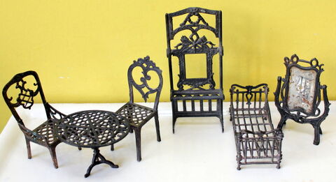 Mobilier de poupée miniature 1900 métal Simon et Rivollet 250 Issy-les-Moulineaux (92)