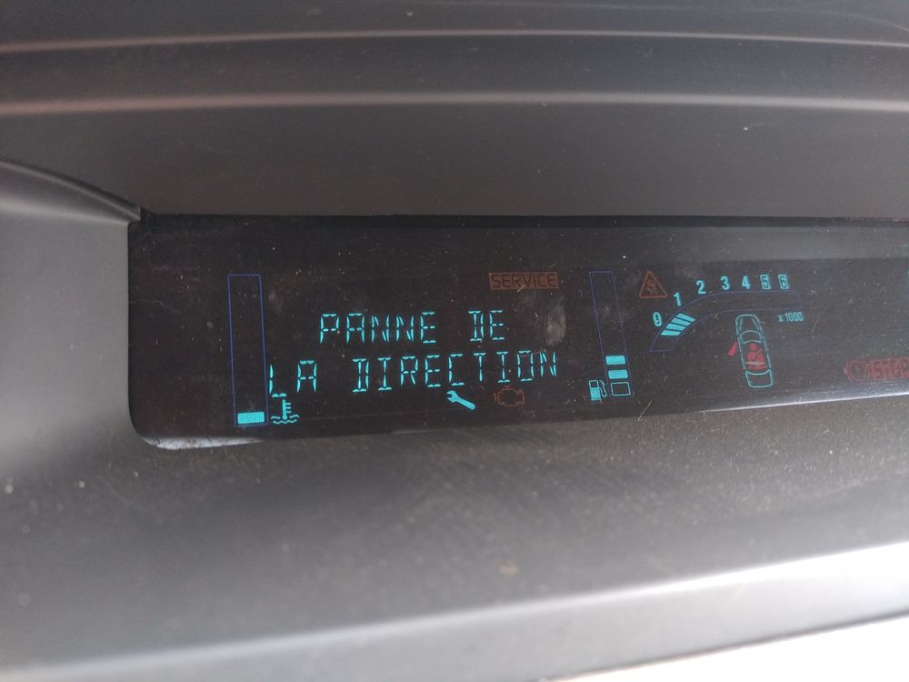 Sc&eacute;nic II Scenic 1.9 dCi 130 Carminat 2011 occasion 94500 Champigny-sur-Marne