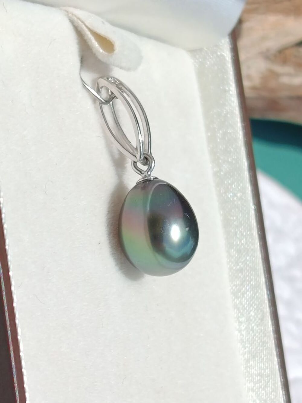 pendentif or blanc et perle de tahiti Bijoux et montres