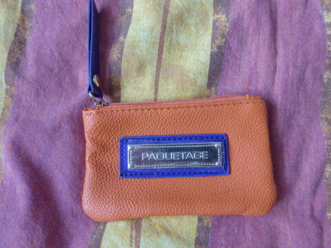 PORTE MONNAIE  paquetage  orange - neuf 1 Doussard (74)