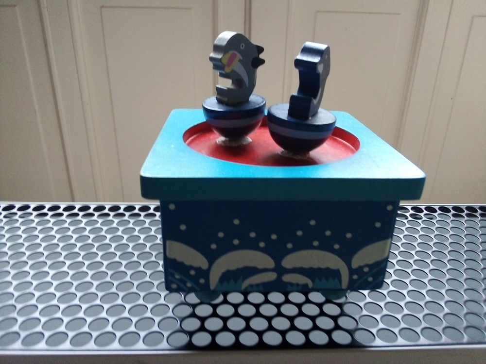 Boite a musique en bois,musique lettre a &eacute;lise. Jeux / jouets