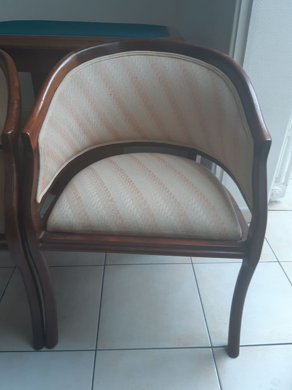 Table de jeux + 4 fauteuils assortis : Ensemble rare ! Meubles