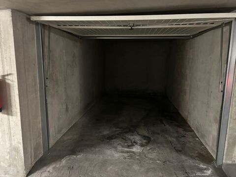  Parking / Garage  louer 13 m