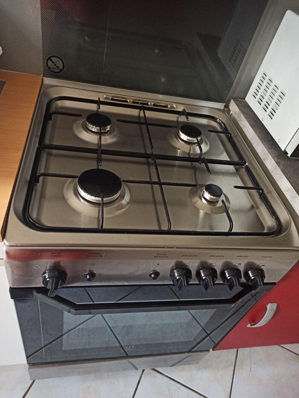 Cuisini&egrave;re &agrave; gaz Electroménager