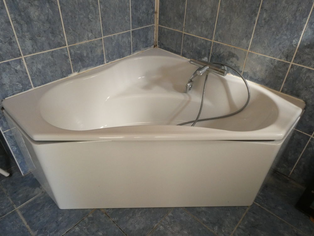 Baignoire d'angle Meubles
