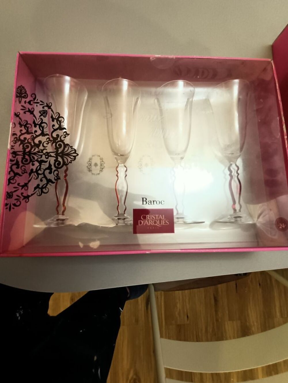 verres cristal d arc sign&eacute;s Décoration