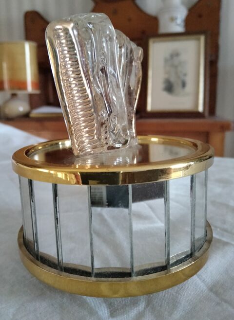 Boite � musique. 30 Vierzon (18)