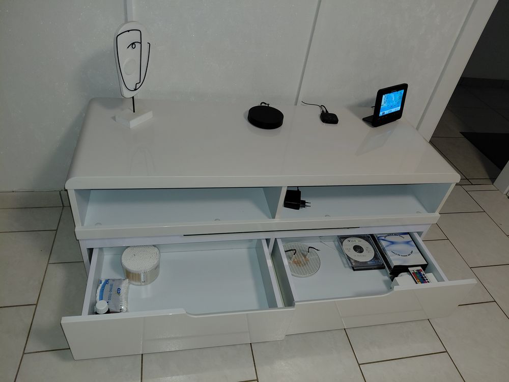 Meuble de t&eacute;l&eacute;vision Meubles