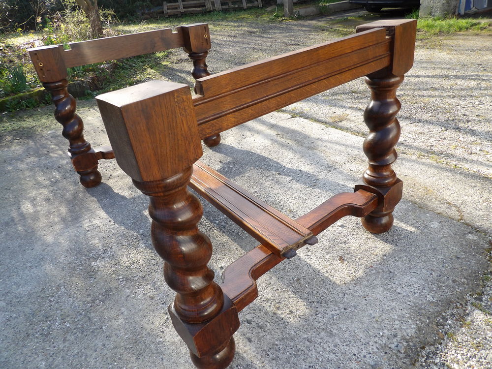 pour TABLE MONASTERE en CHENE MASSIF chevalet Meubles