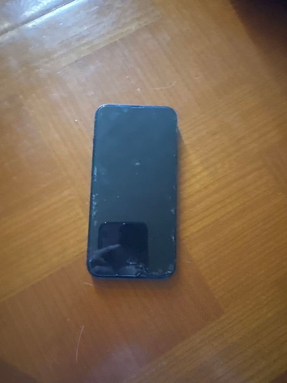 iPhone 13 Téléphones et tablettes