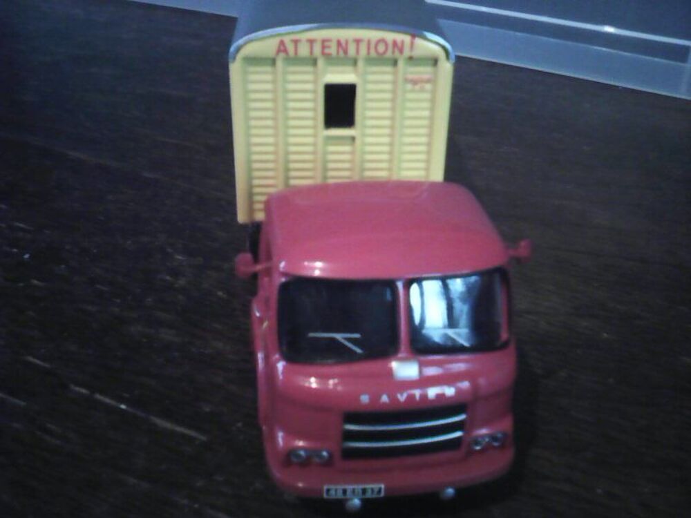 Camion Renault Saviem Remorque El&eacute;phants Pinder 