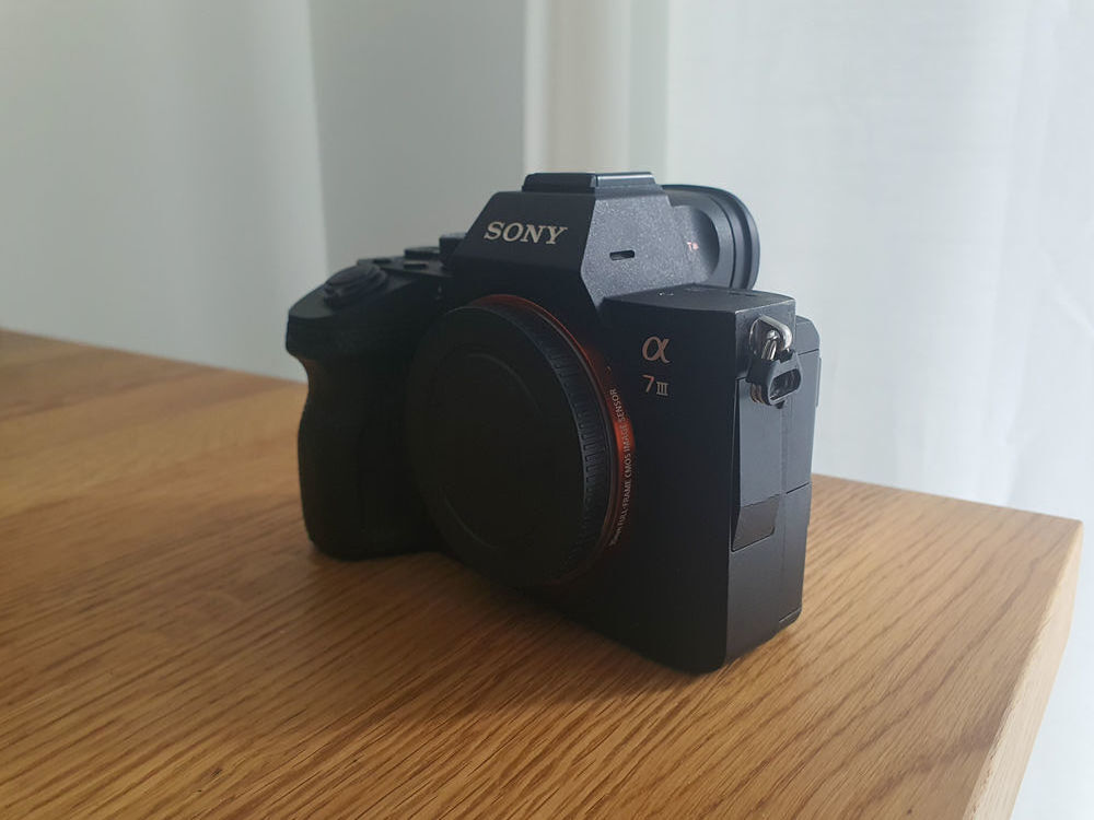 Sony A73 Cam&eacute;ra Hybride - Excellent &Eacute;tat Photos/Video/TV