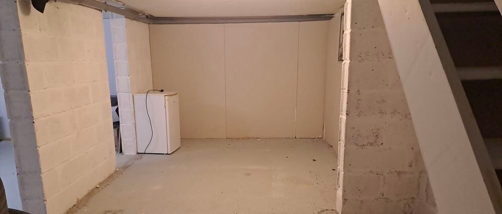 Vente Maison Maison indépendante 4ch/ss-sol complet/749 m²/ solaire/Clims Saint-ay