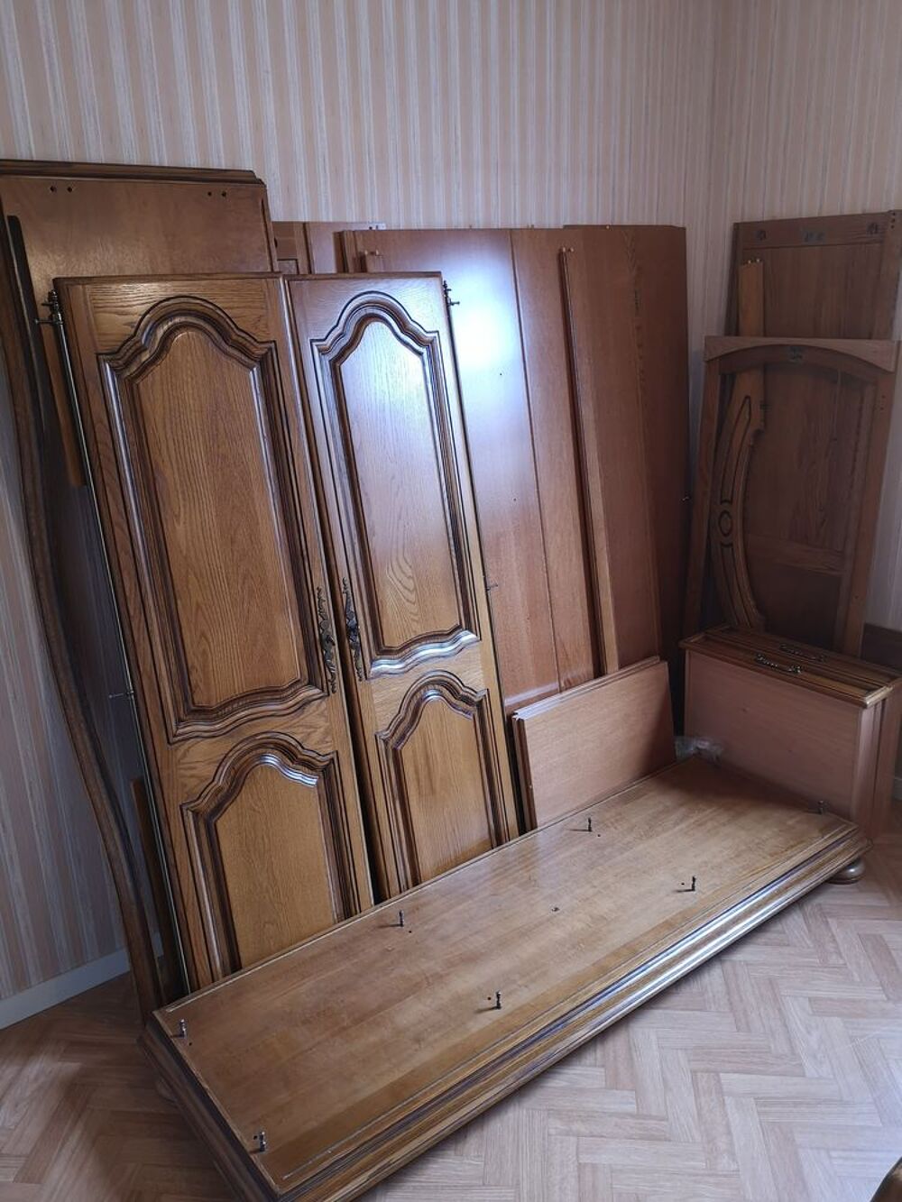 armoire style ancien Meubles
