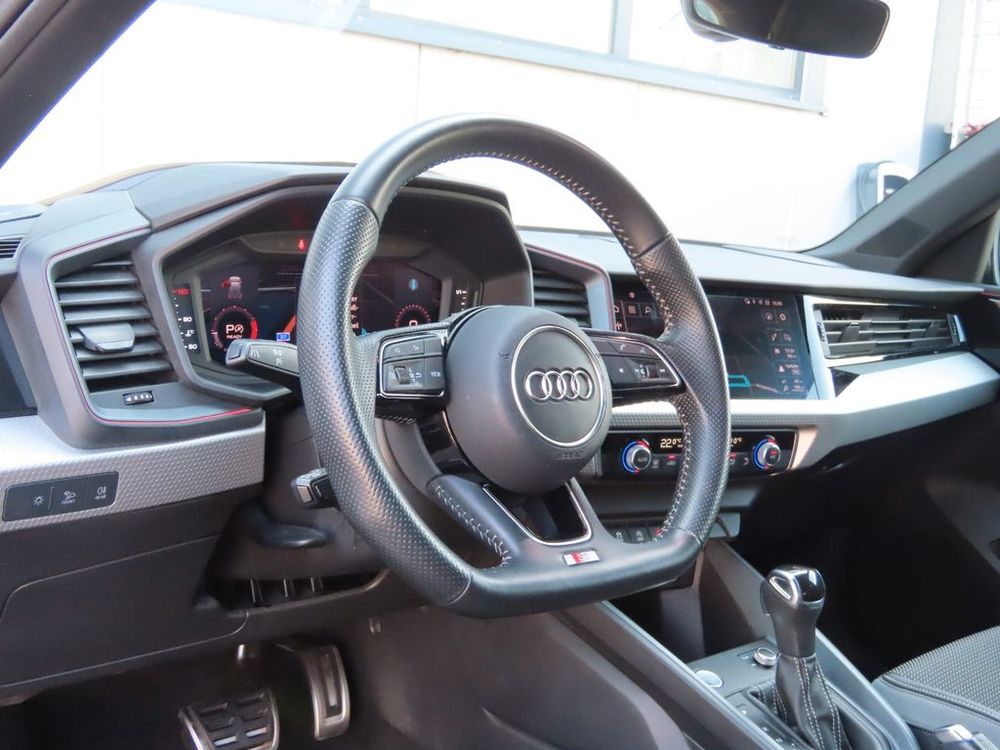 A1 Sportback 40 TFSI 200 ch S tronic 6 S Line 2020 occasion 69007 Lyon