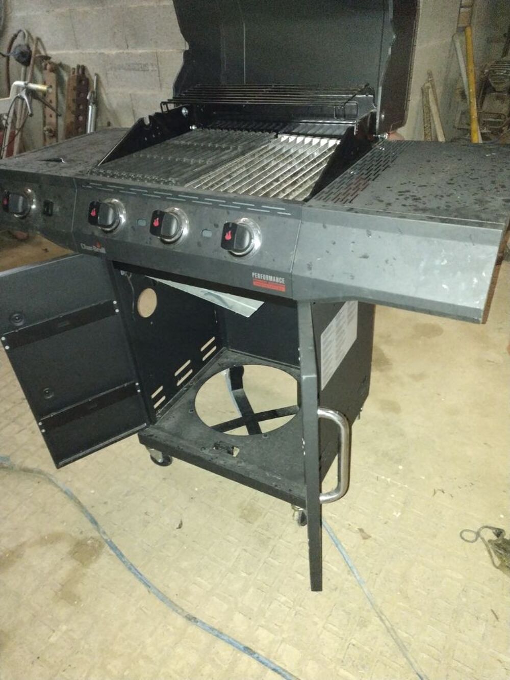 barbecue gaz neuf Jardin