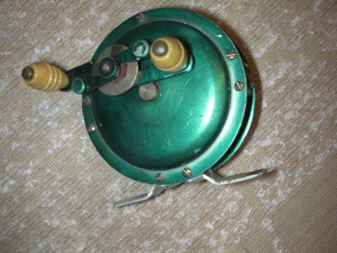 Moulinet sans marque mouche ou toc 20 Roques (31)