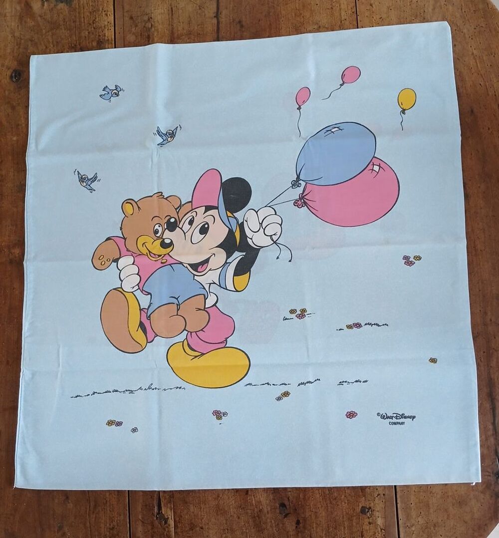 TAIE D'OREILLER WALT DISNEY MICKEY ET MINNIE Décoration