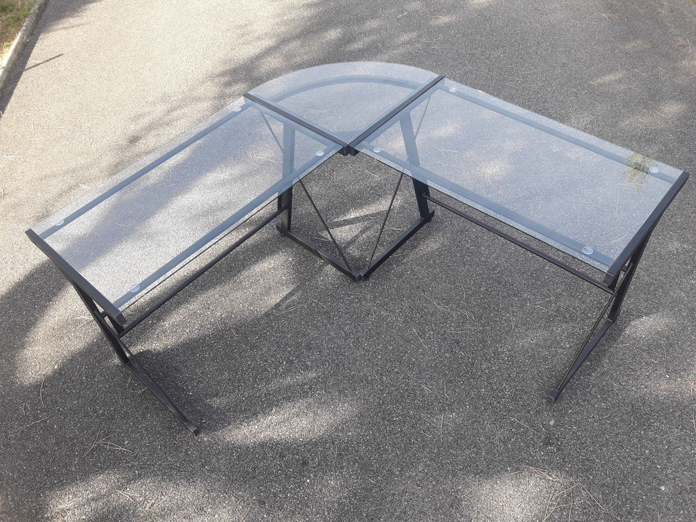 Bureau gamerTransformable en deux petits Meubles