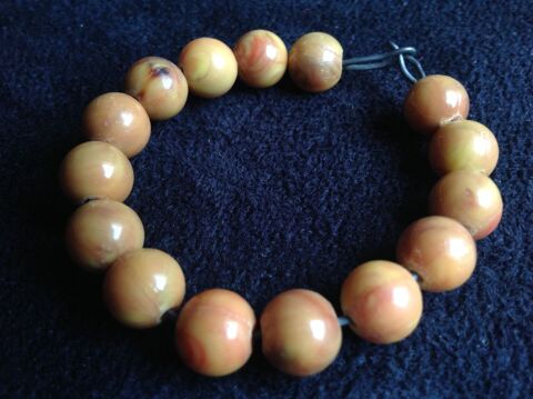 PETIT BRACELET PERLES BAK�LITE 17 cm Envoi Possible
2 Tr�gunc (29)