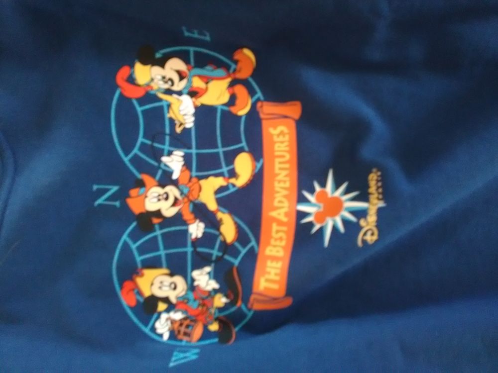 SWEAT DISNEY pi&egrave;ce 7€ Vêtements enfants
