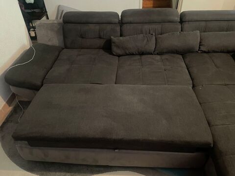 Canap convertible 5 places avec coffre de rangement et 5 coussins. 600 Ngrepelisse (82)