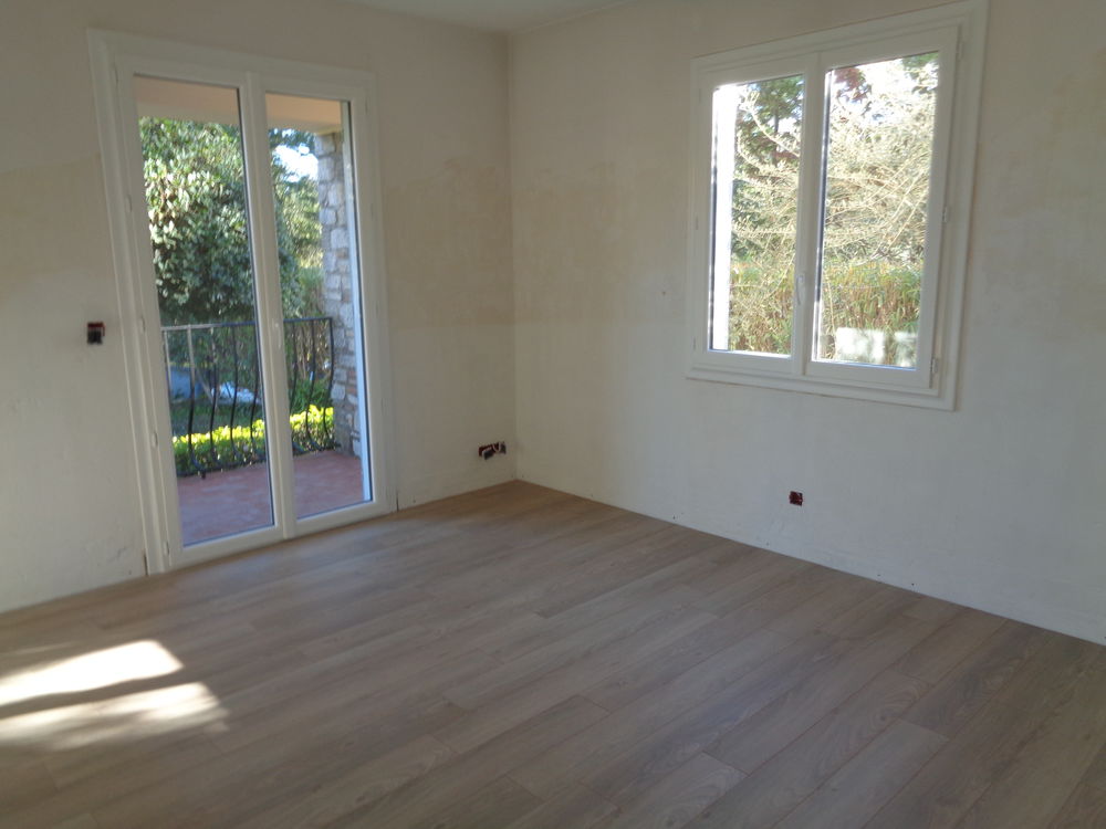 Location Appartement Appartement 3 pièces Vallauris