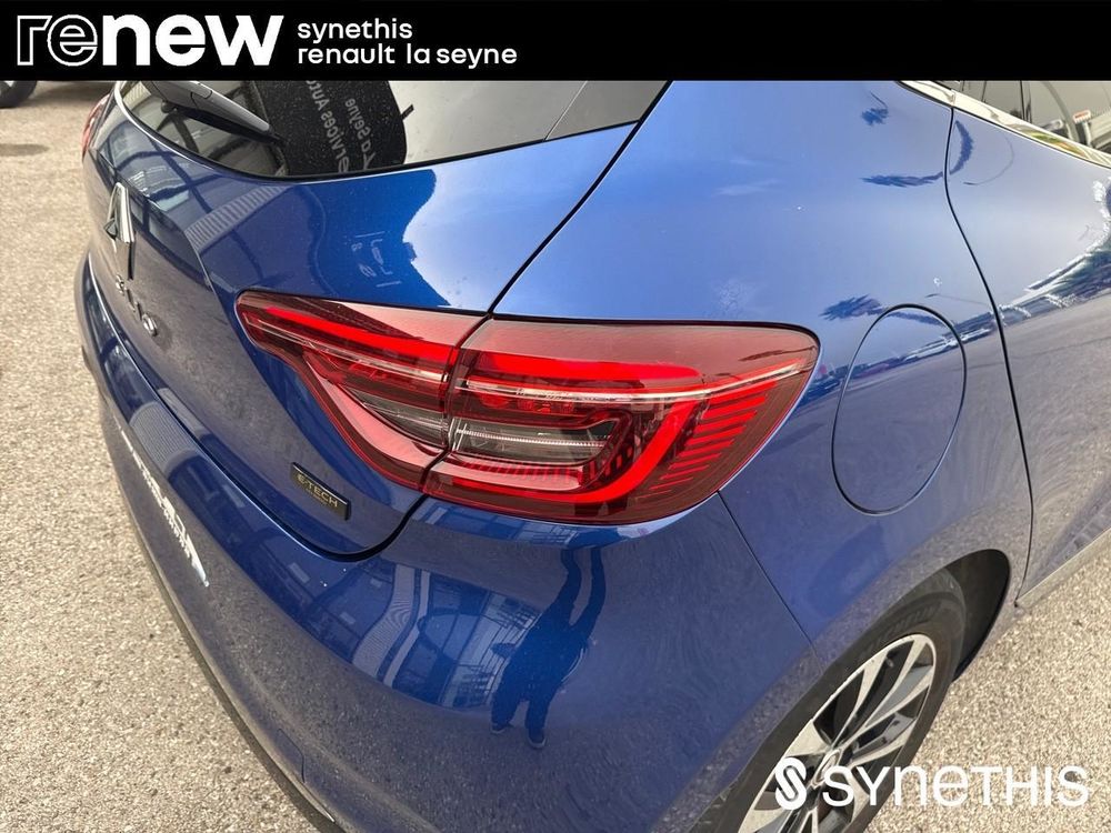 Clio V Clio E-Tech full hybrid 145 Techno 2023 occasion 83500 La Seyne-sur-Mer
