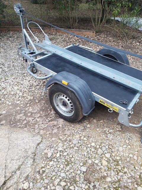 Pi&egrave;ces et &eacute;quipements Moto - Scooter - Quad Pi&egrave;ces et &eacute;quipements Moto - Scooter - Quad  occasion Montauroux 83440