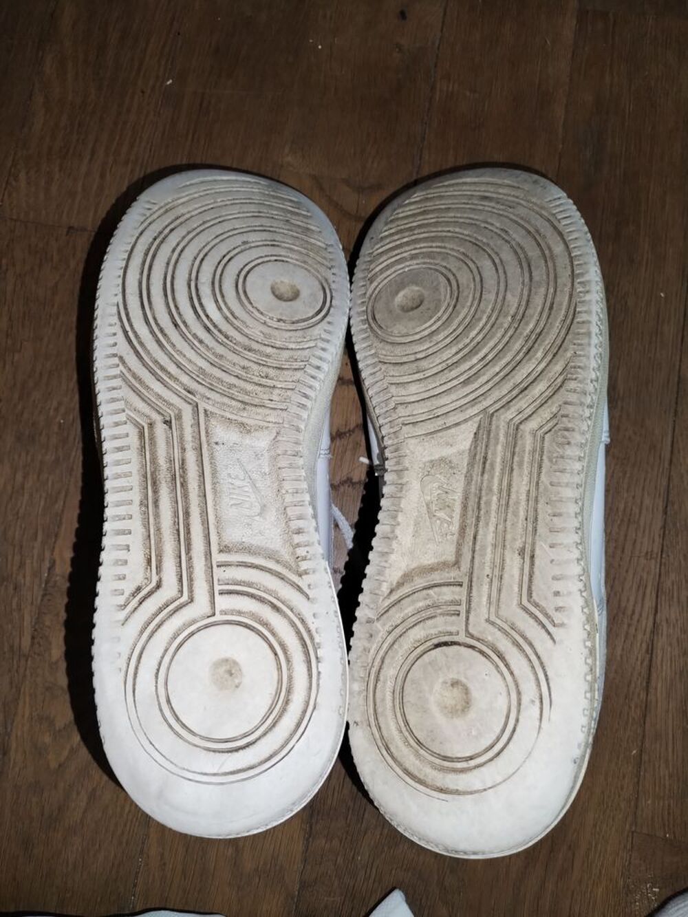 Basket NIKE AIR FORCE ONE ( taille 37.5) Chaussures