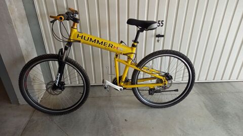 deux VTT marque HUMMER pliable avec b�quille 200 Nimes (30)