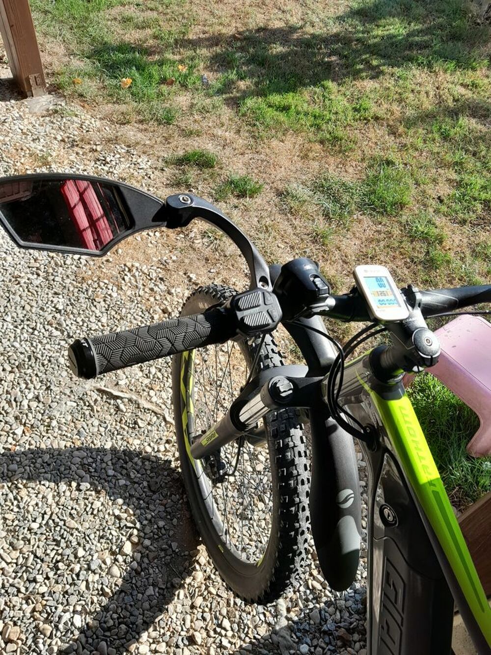  VTT &eacute;lectrique Giant Fathom E+3.
Vélos