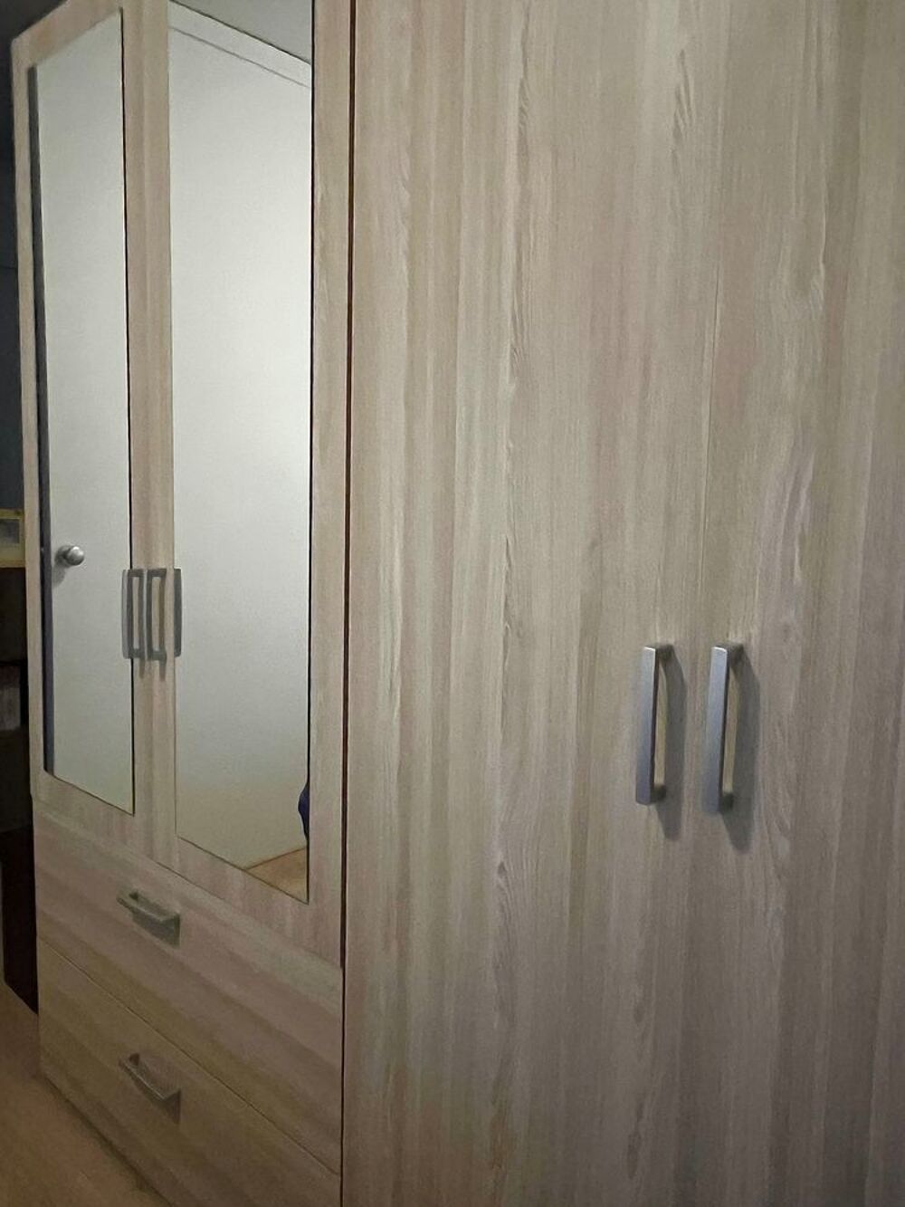 Grande Armoire 4 portes miroir Meubles