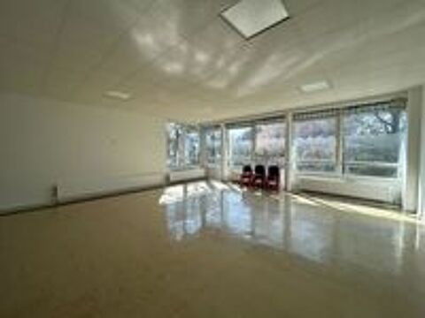   À louer - Local ou bureau 85 m² - Metz (Rez-de-chaussée) 