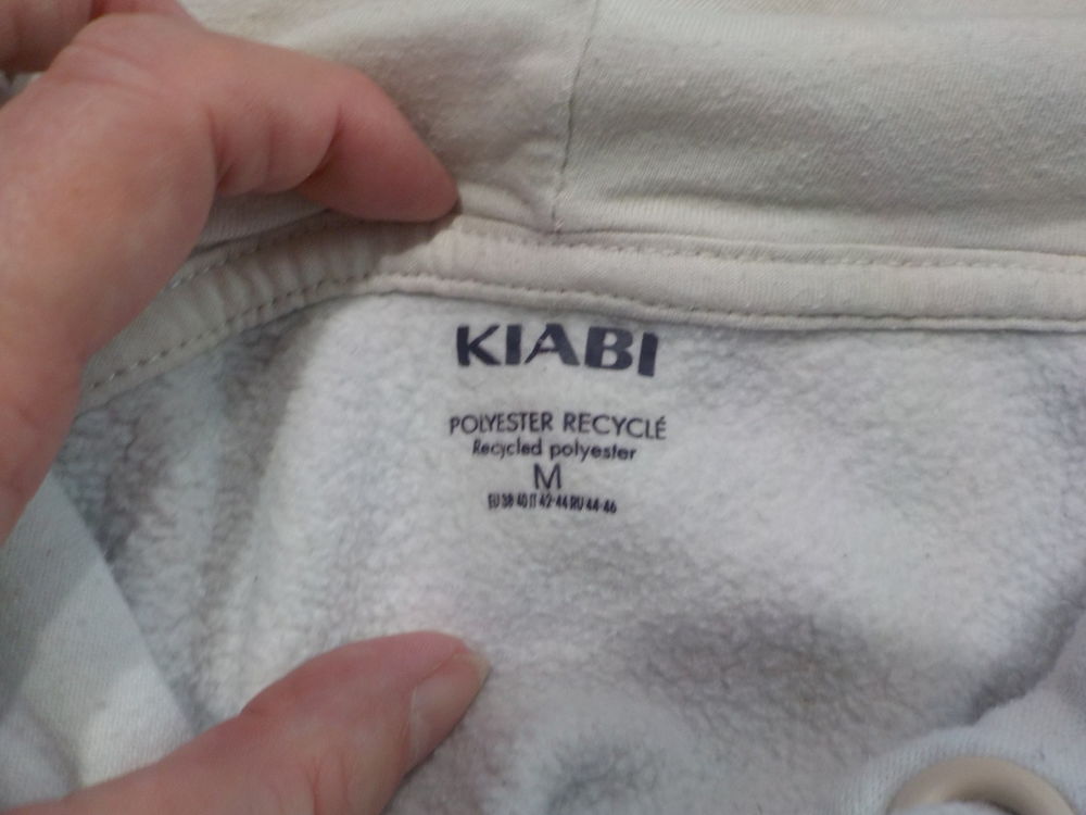 SWEAT A CAPUCHE BLANC/ECRU KIABI TAILLE M Vêtements