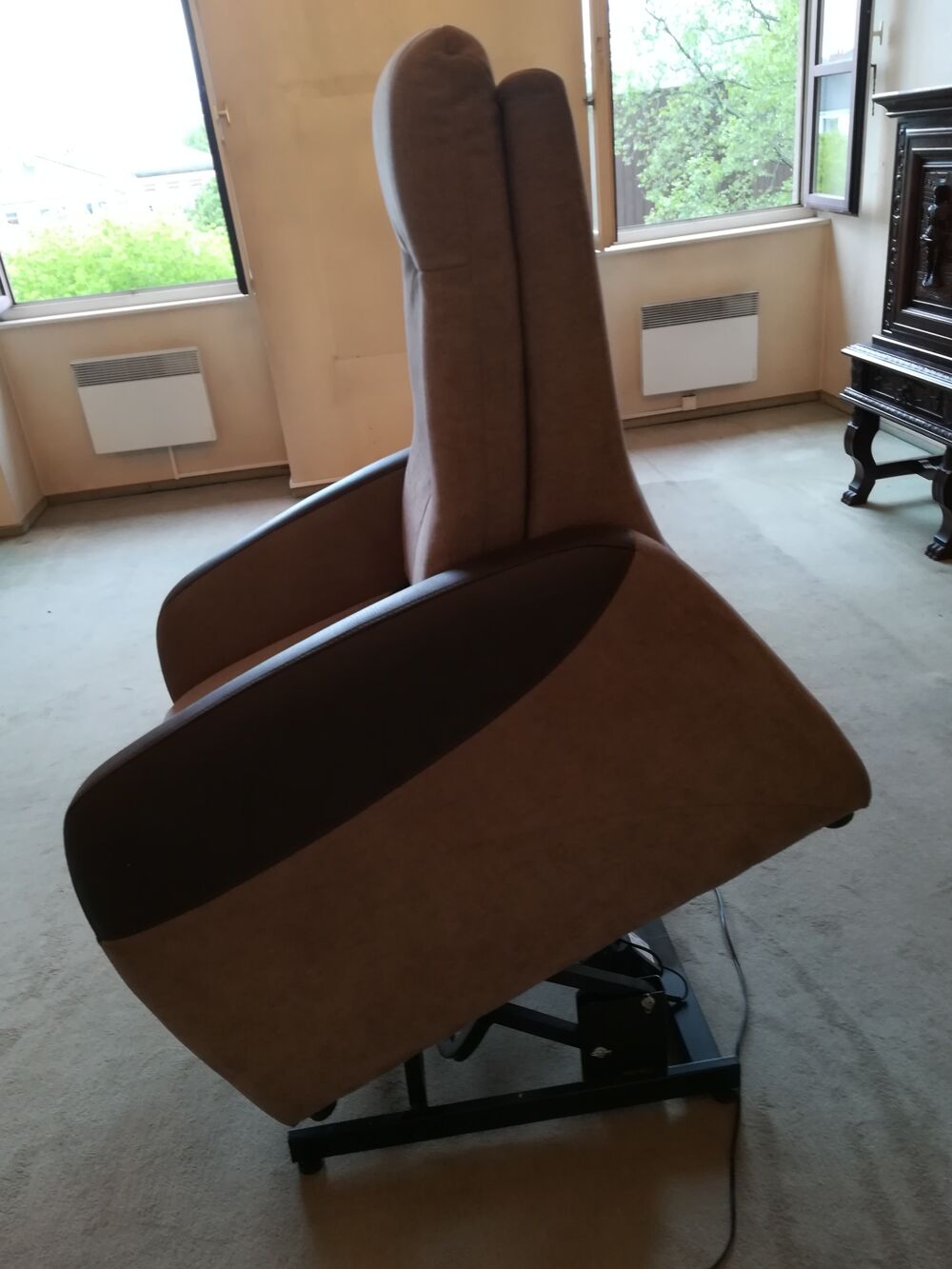 Fauteuil releveur marque BASTIDE Meubles