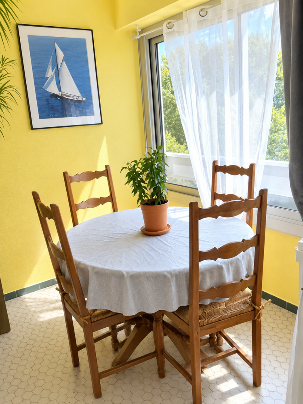 Vente Appartement Appartement T4, balcon avec vue, grand parc, tennis, cave Fontaines-sur-saône