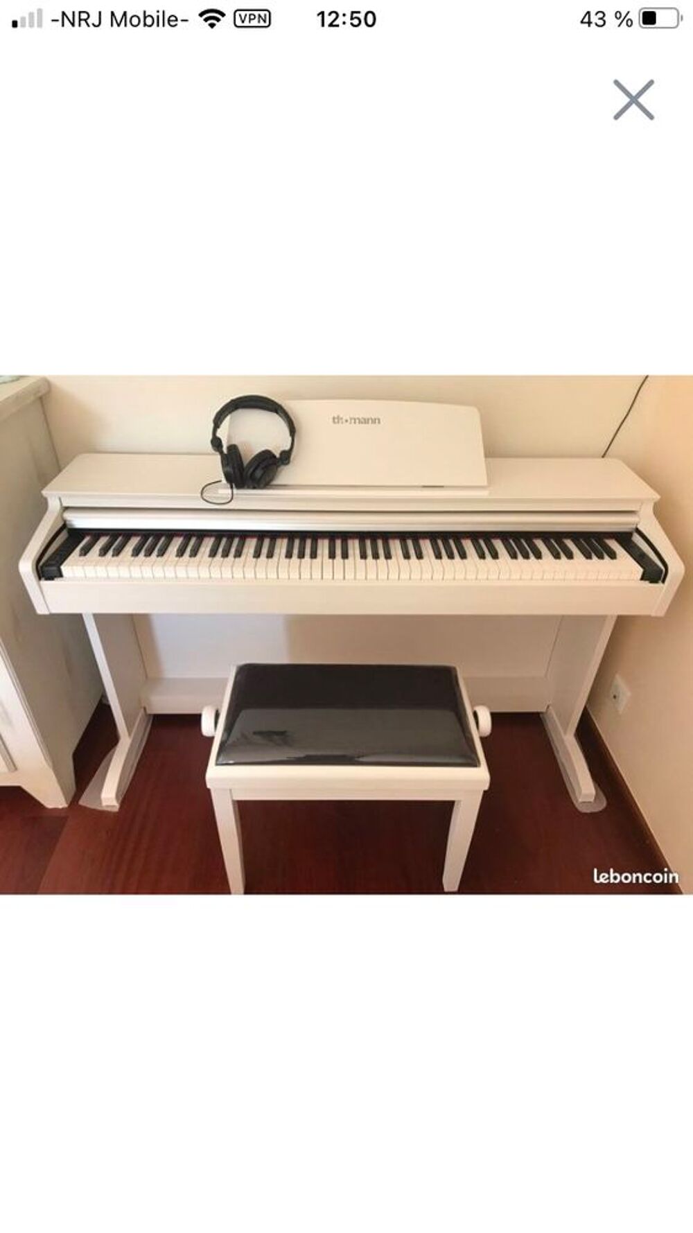 Piano Thomann Instruments de musique