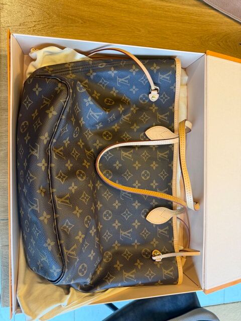 sac femme louis Vuitton modèle Neverland Sauvian (34)