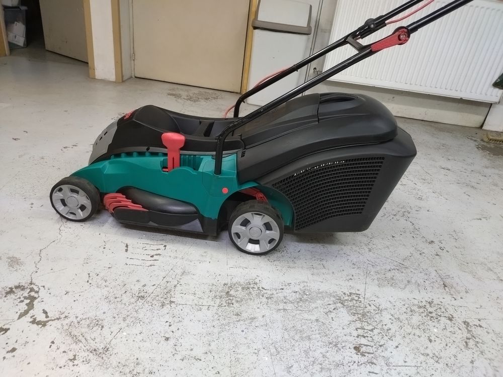 Tondeuse &agrave; gazon Bosch Jardin