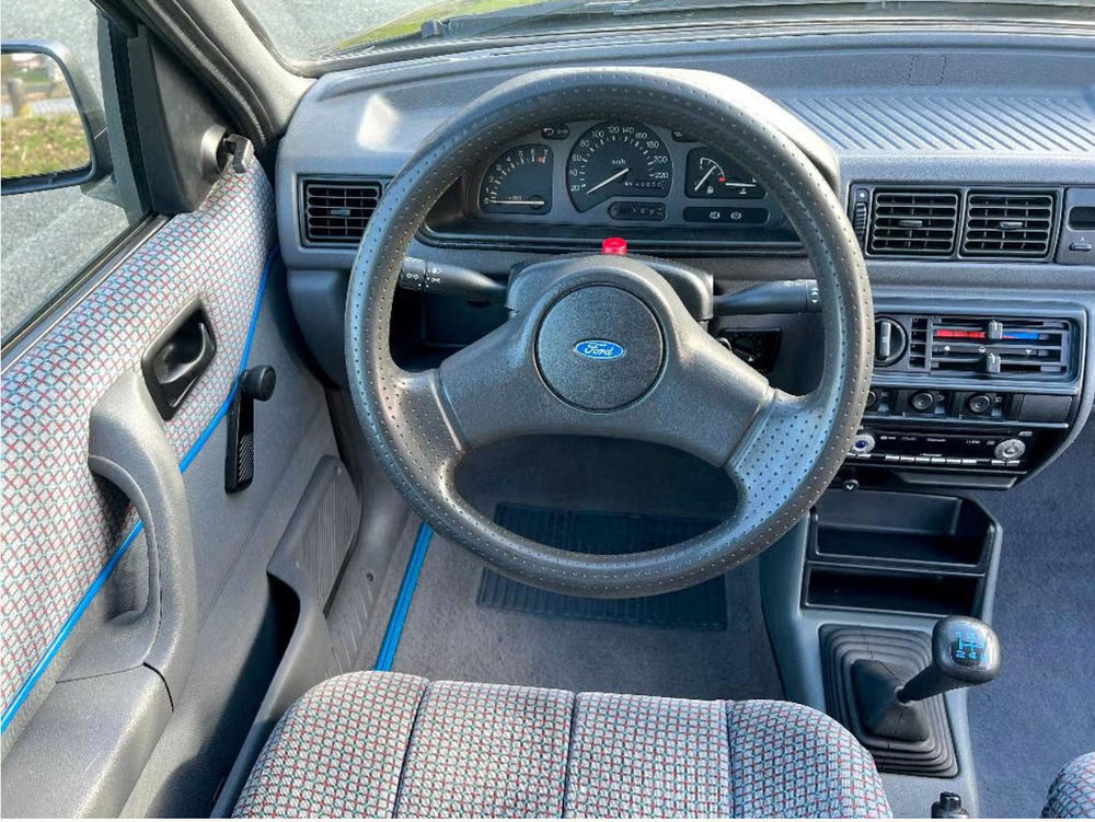 Fiesta 1.6 XR2 i 1991 occasion 59310 Auchy-lez-Orchies