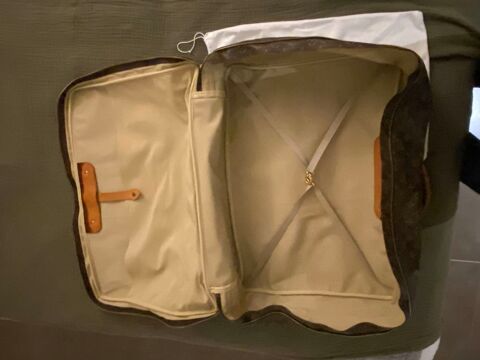 valise Vuitton vintage 400 N�mes (30)