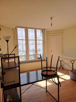  Appartement à louer 1 pièce 26 m²