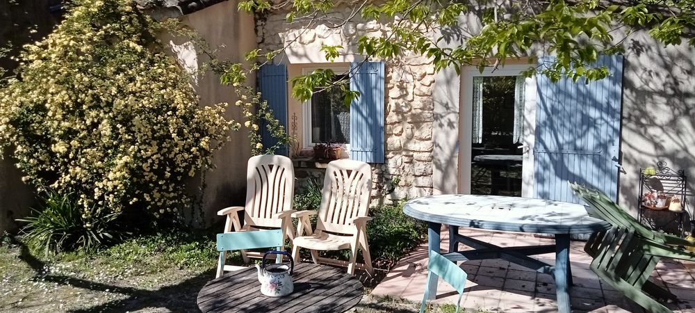   Maison en campagne avec piscine...pour 4 personnes. .  Provence-Alpes-Côte d'Azur, Pernes-les-Fontaines (84210)